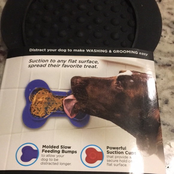 Canine bath buddy distracting lick pad - Picture 3 of 6